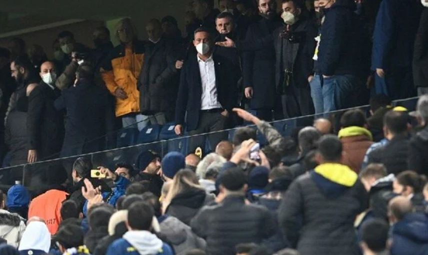 Fenerbahçe Taraftarlarının Başkan Ali Koç'a Verdiği İlginç Tepkiler!