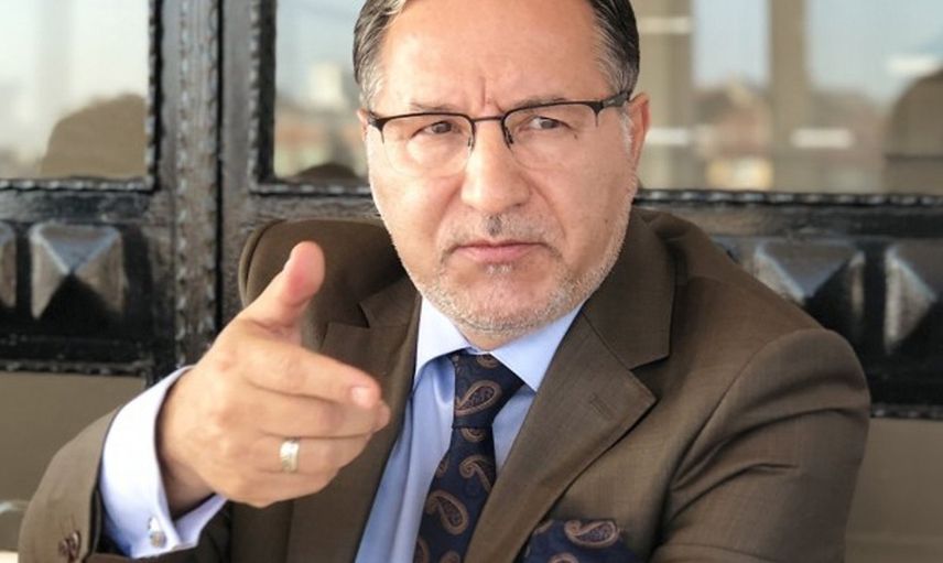 Canlı yayına bağlanan kadın yatak itirafı yaptı! Prof. Dr. Mustafa Karataş’ın eli ayağı birbirine dolandı verdiği yanıt olay oldu