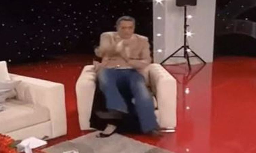Türkiye'nin En Munzur Şovmeni Mehmet Ali Erbil'in Unutamadığımız Hareketleri