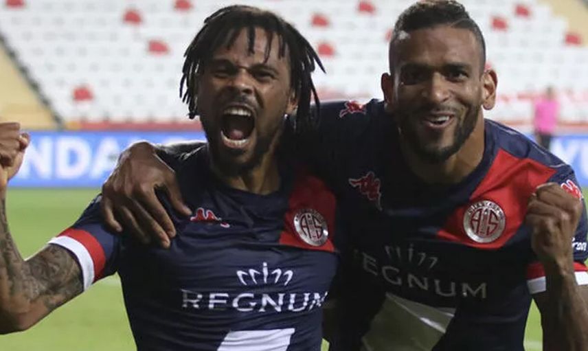 Antalyaspor'dan Ayrılan Amilton'u Çaykur Rizespor Transfer Etmek İstiyor!