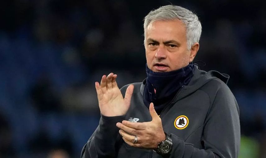 İtalyan devi Roma Fenerbahçeli Berke Özer'i transfer ediyor!