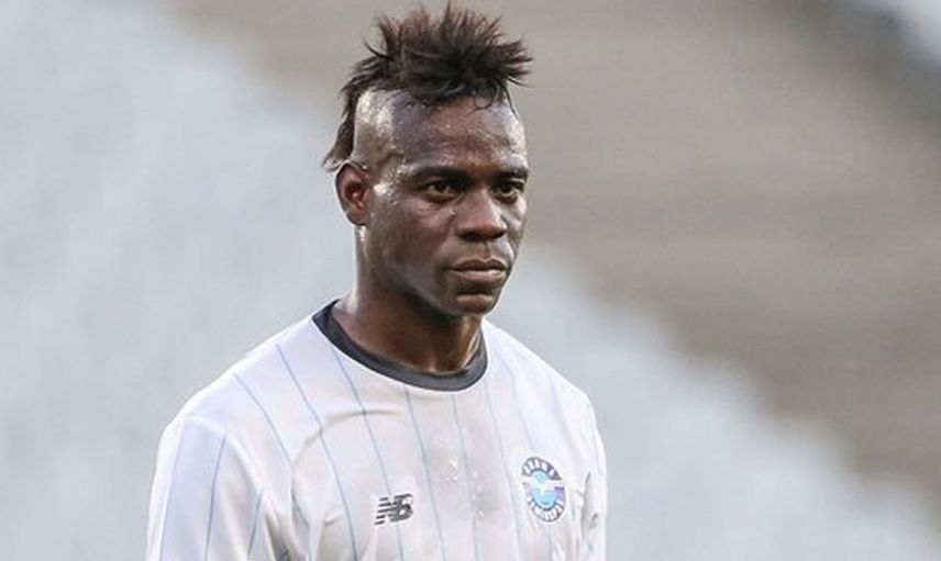 İtalyanlar, Galatasaray'ın Adana Demirspor formasını terleten yıldız oyuncu Mario Balotelli ile transferde anlaştığını duyurdu!