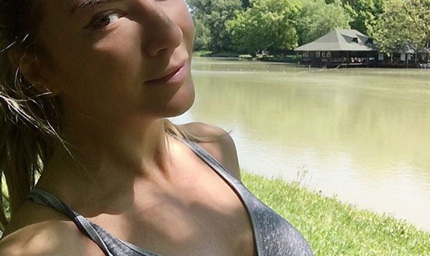 Ivana Sert Sütyen İle Koşu Yapmaya Çıktı!