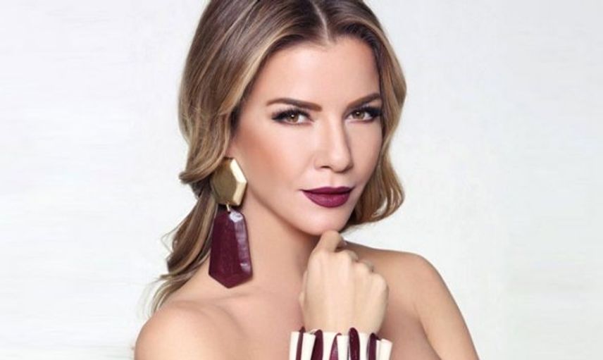 Ivana Sert Sütyen İle Koşu Yapmaya Çıktı!