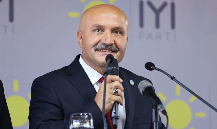 İYİ Parti'de Lütfü Türkkan'ın Yerine Yeni Grup Başkanvekili Olan Erhan Usta Kimdir?
