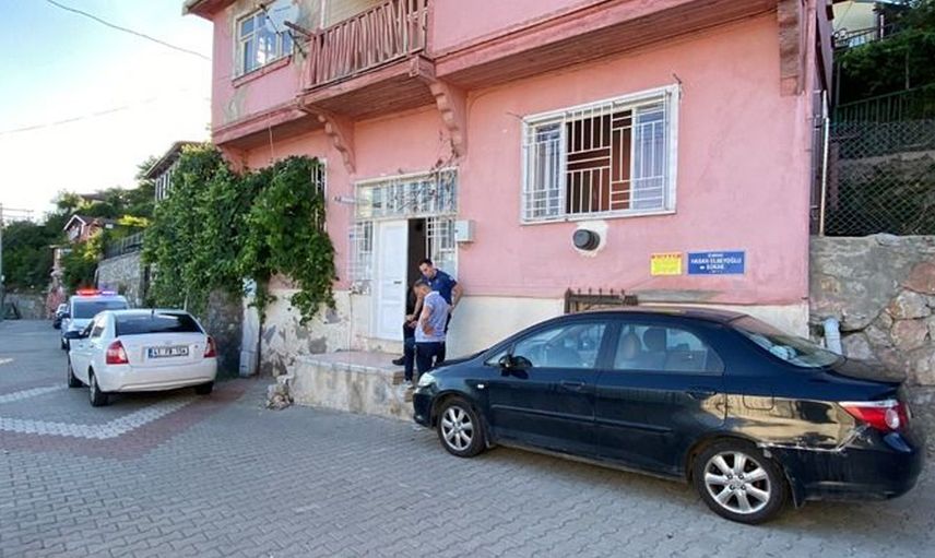 İzmit’te akılalmaz olay! Dini nikahlı eşini çıplak halde ölü buldu sebebi ise tüyler ürpertti