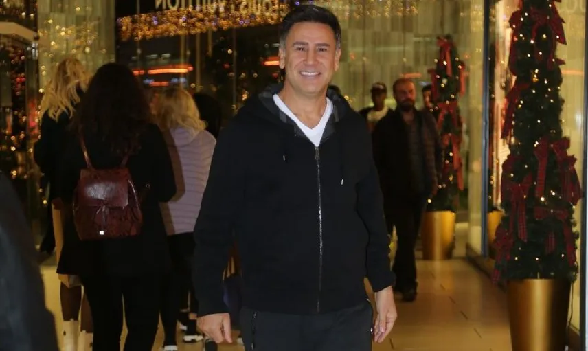 İzzet Yıldızhan: Soner Sarıkabadayı’nın Sesini Beğeniyorum