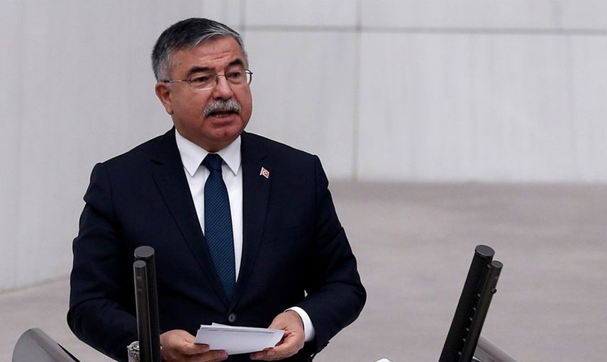 İsmet Yılmaz Kimdir?