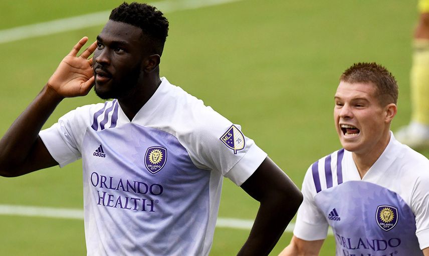 Fenerbahçe Transferde Daryl Dike'ı Gündemine Aldı!