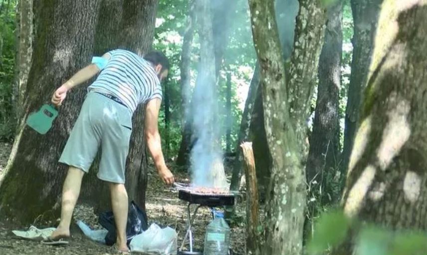 Belgrad Ormanı'nda Üzücü Görüntüler: Yasakları Hiçe Saydılar!