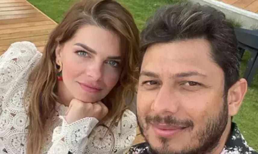 Güzel oyuncu Pelin Karahan'dan kıskançlık itirafı: ''Eşime çıplak fotoğraf attılar''