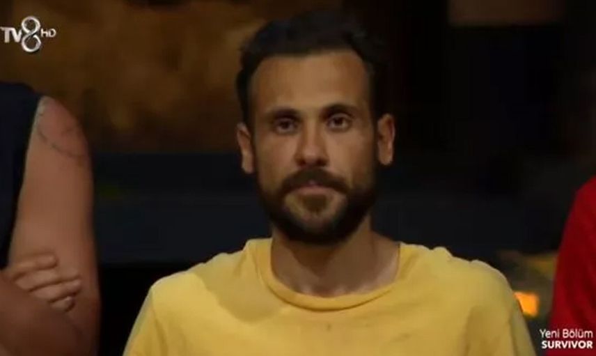 Survivor 2023'ün elenen ilk ismi belli oldu! Gözyaşlarıyla adaya veda etti