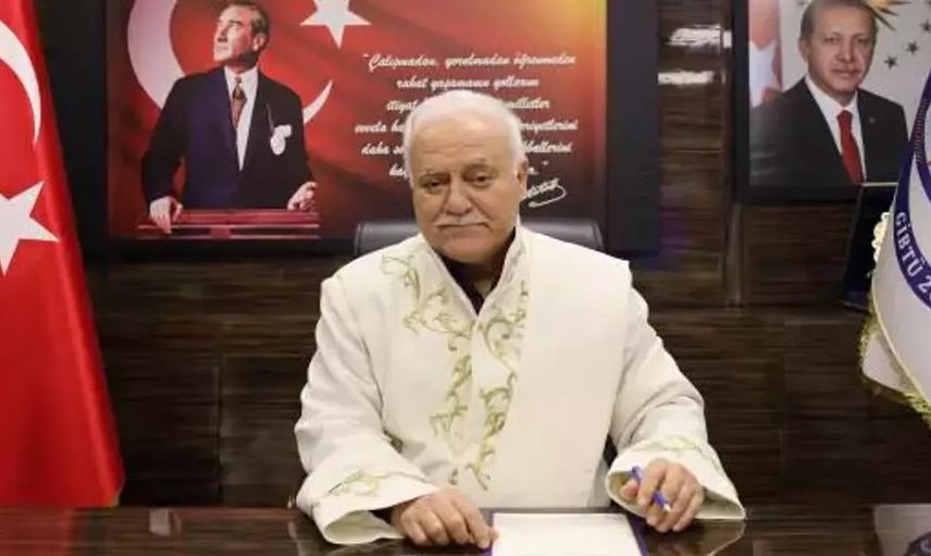 Ünlü ilahiyat profesörü Nihat Hatipoğlu yüksek tansiyon sebebiyle hastaneye kaldırıldı