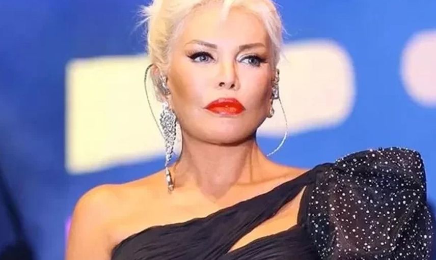 Ajda Pekkan’ın çok konuşulan ‘kedi kadın’ kostümü sosyal medyada alay konusu oldu! ‘Pazardan almış gibi’