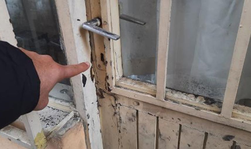 Kocaeli’de inanılmaz olay: Eve gelen hırsızı pantolonunu indirmiş bir şekilde yakaladı!