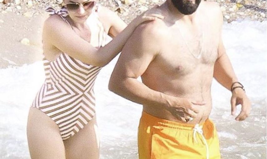 Burak Özçivit ve Fahriye Evcen Çifti Tatil Sezonunu Açtı!