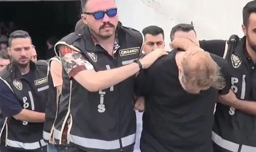Evlerinden çıkanlar