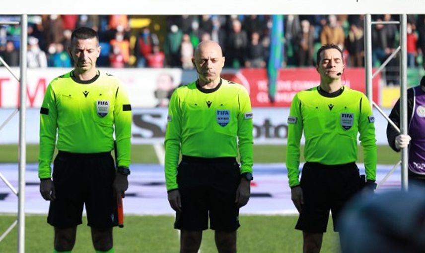 Gaziantep FK'dan Erol Bulut'un Çaykur Rizespor Galibiyeti Sonrası Cüneyt Çakır Hakkındaki Sözleri Dikkat Çe