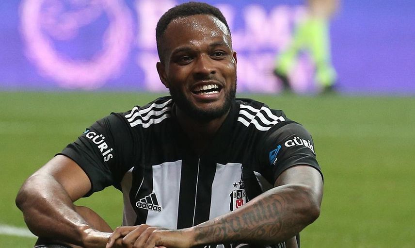 Beşiktaş'ta Cyle Larin Krizi!