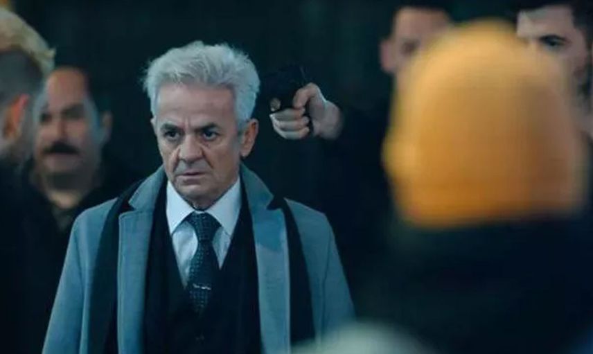 Cem Yılmaz’ın Yeni Projesi Üç Kuruş Dizisinin Seyrini Değiştirdi: Zafer Algöz Diziden Ayrıldı