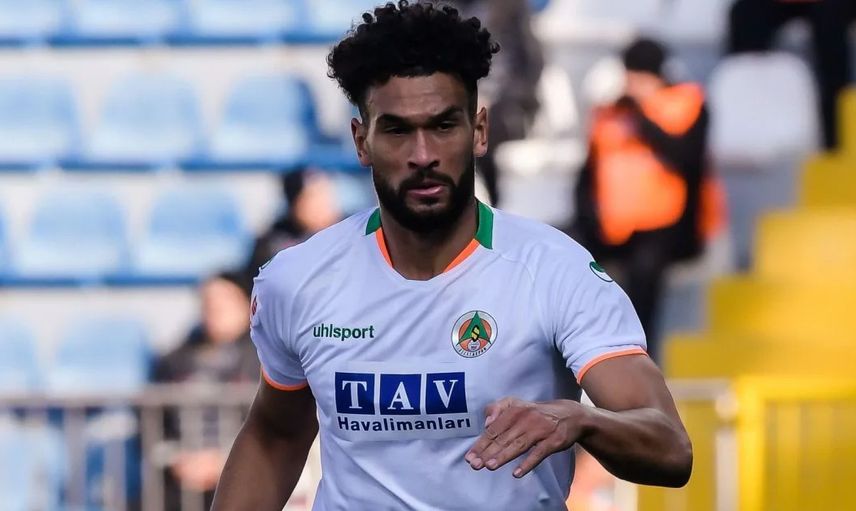 Fenerbahçe Yönetimi, Steven Caulker’ı Trabzonspor’a Önerdi!