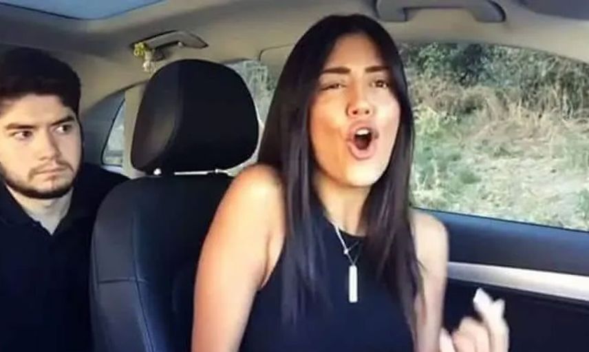 Narin Yarim'in Banu Parlak'ı kendini ifşaladı! İkinci Kerimcan Durmaz vakasına hazır olun! Banu Parlak tuvaletten fermuarı açık video paylaştı
