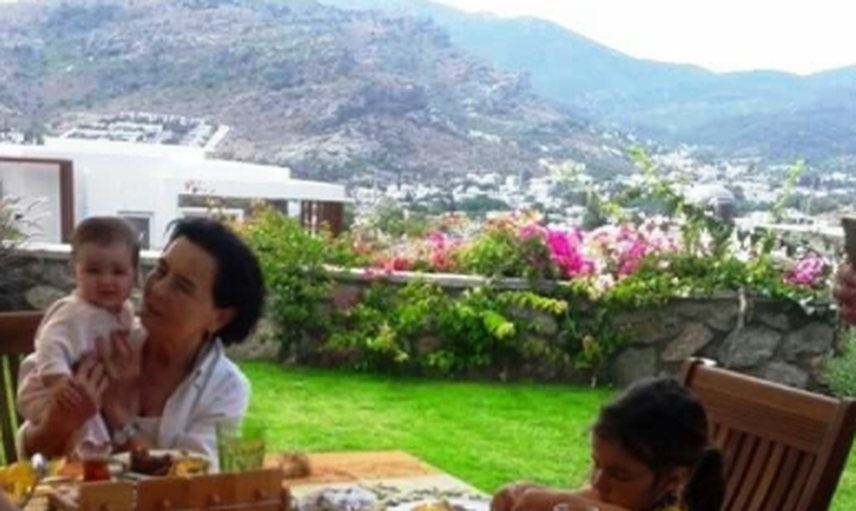 Hastalık Yüzünden Zor Günler Yaşayan Fatma Girik Dostlarına Veda Etti