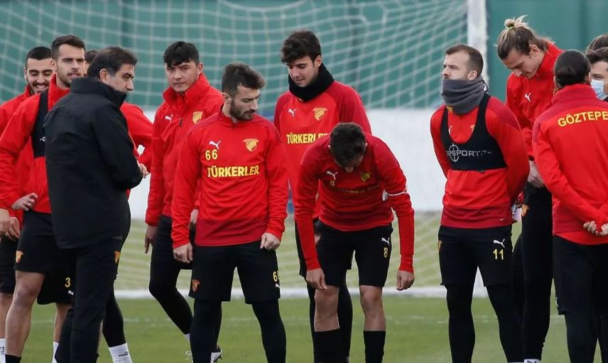 Göztepe'de Ünal Karaman İle Yollar Ayrıldı!