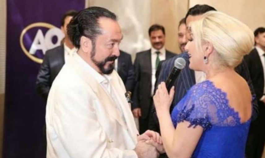Tekrar gündeme geldi! Her detayı dehşet saçıyor: Adnan Oktar'ın davetine hangi ünlü isimler katılmıştı?