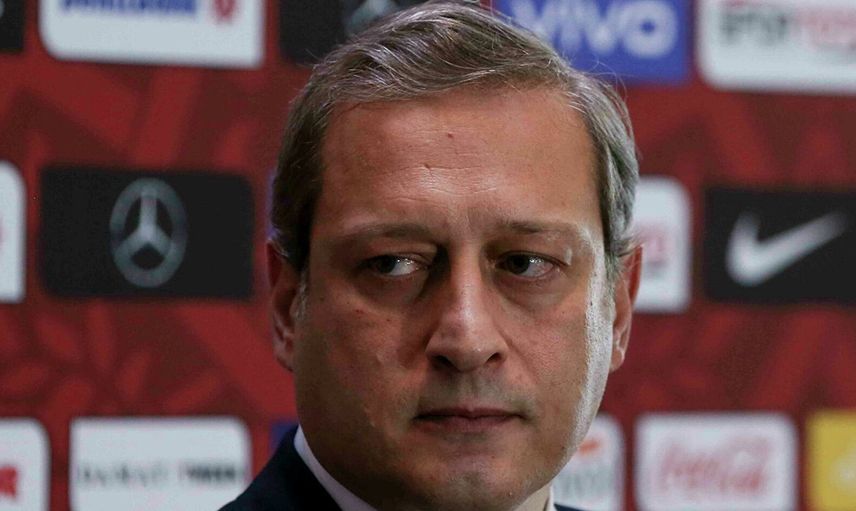 Galatasaray Başkanı Burak Elmas'ı Odasına Böcek Koyup Dinlemişler!