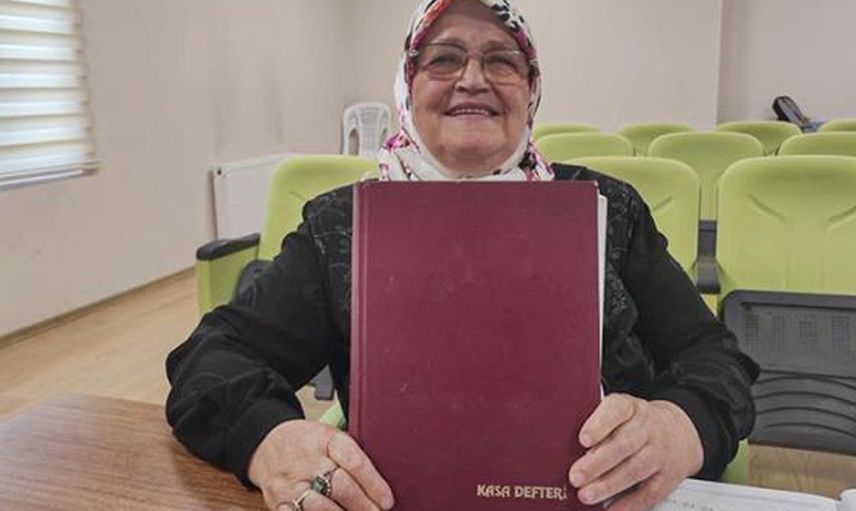 71 yaşında okuma yazma öğrenen kadının hayat hikayesi