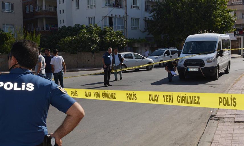 Eşini ve kayınvalidesini öldüren adam hocayı suçladı