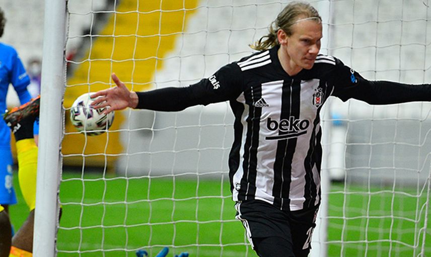 Newcastle United Beşiktaş'tan Domagoj Vida'yı Transfer Etmek İstiyor!