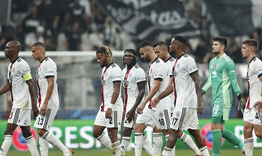 Beşiktaş'ta, Antalyaspor Maçı Öncesi Valentin Rosier Sakatlandı!