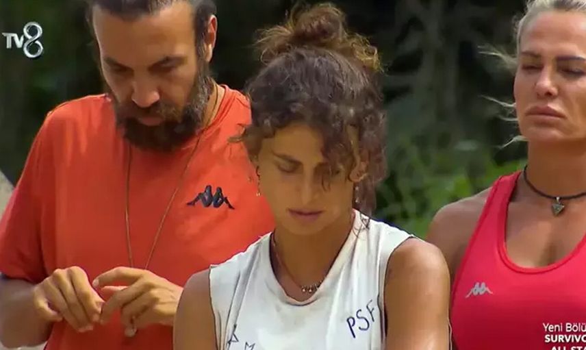 Kardeşi diskalifiye olunca ateş püskürdü: Survivor Seda'dan Pınar'a ağır sözler! ''Lanet olsun senin...''