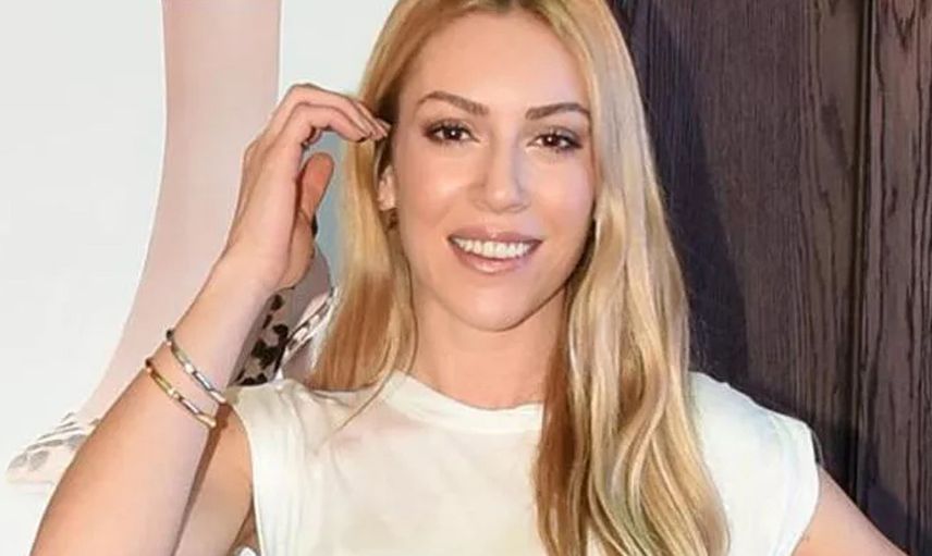 Sinem Kobal ikinci bebeğini kucağına aldı! Bebek ilgili detay ortaya çıktı
