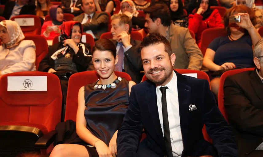 Kenan Doğulu, Beren Saat İle Ayrıldığı Haberlerini Yalanladı