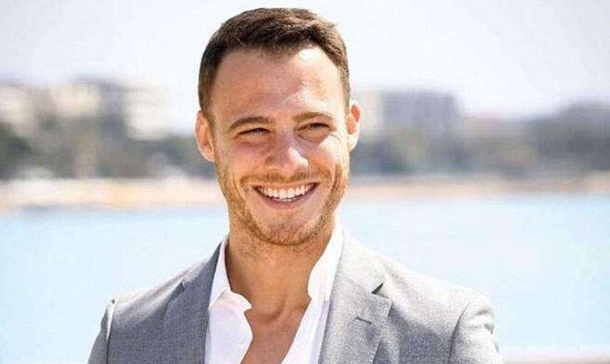 Kerem Bürsin kimdir? 