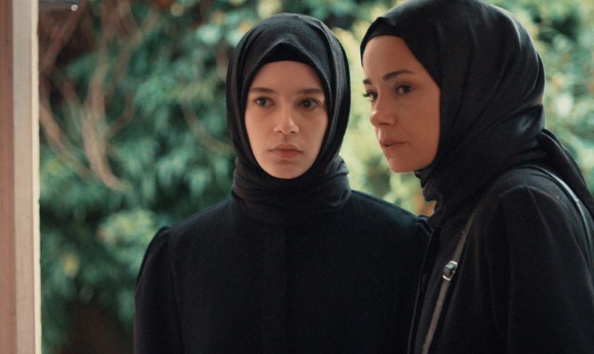 Kızıl Goncalar'da yeni fragman yeni skandal: Şimdi de çocuk gelin!