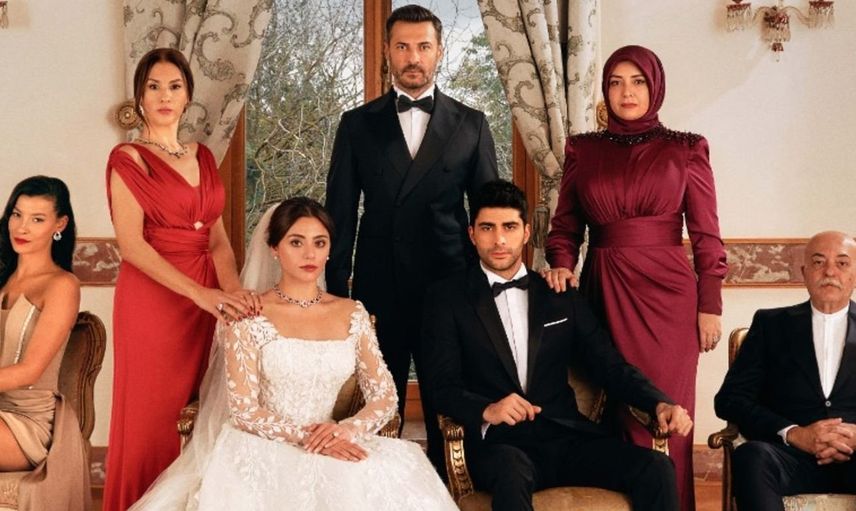 Kızılcık Şerbeti dizisinde hikayeyi değiştirecek yeni sezon hamlesi: Yayın tarihini rakiplerinden önce açıkladılar