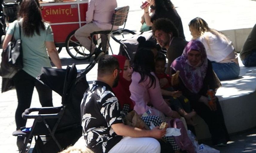 Taksim’de Korkutan Kalabalık!