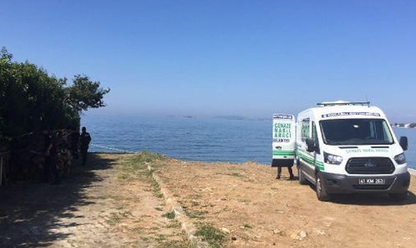 Kocaeli  Sahilde El ve Ayakları Bağlı İşkence Görmüş Erkek Cesedi Bulundu