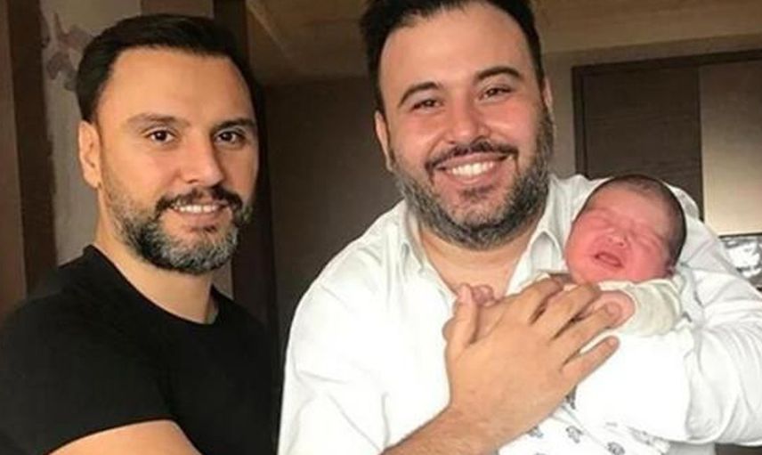 Koronavirüsten Dolayı Kardeşini Kaybeden Alişan Yeğenleriyle Fotoğraf Paylaştı
