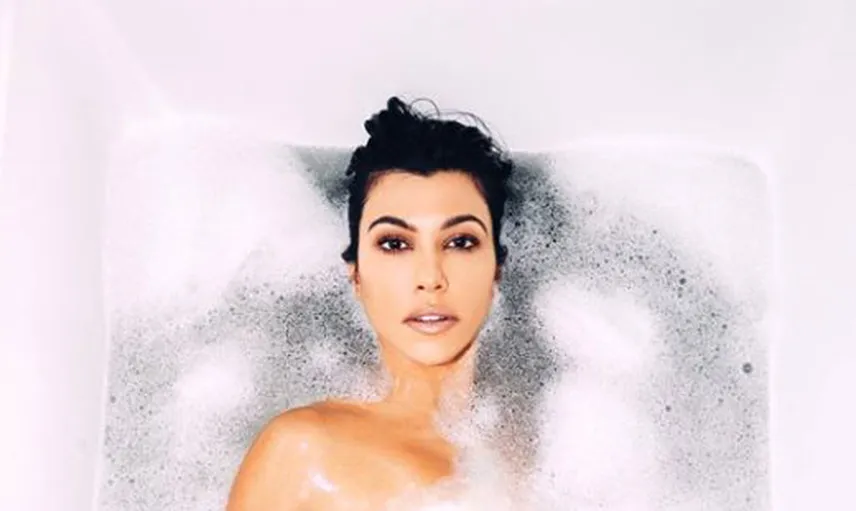 Kourtney Kardashian Küvet Pozu