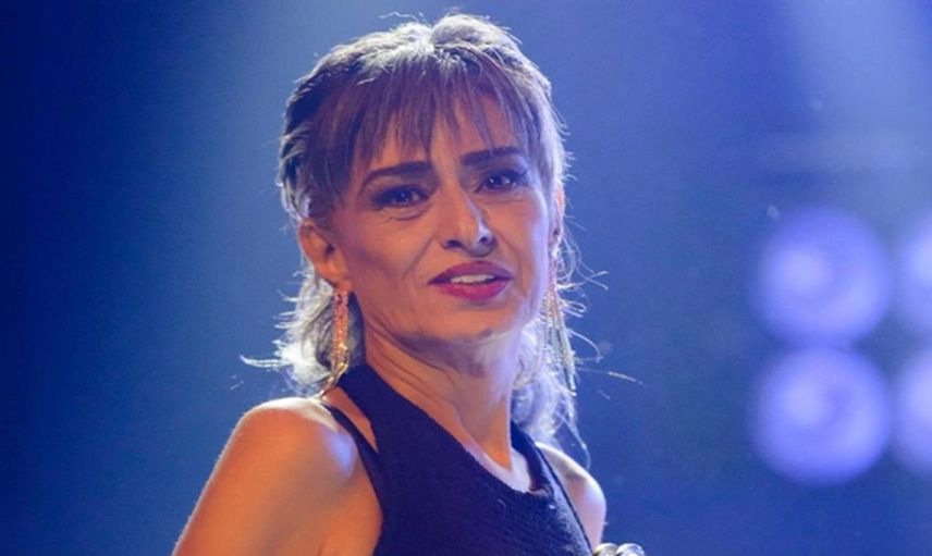 Yıldız Tilbe'den şoke eden poz: Dişsiz halini paylaştı, hayranlarını korkuttu!