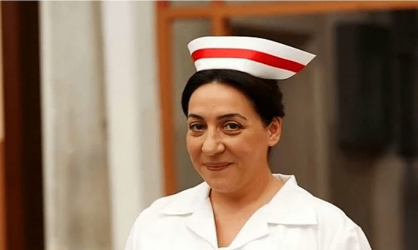 Binnur Kaya kimdir?