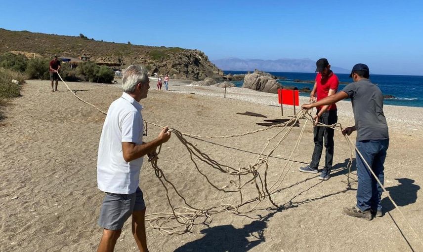 İzmir'de Çiçek Açan Kum Zambaklarına Zarar Vermenin Cezası 80 Bin Lira