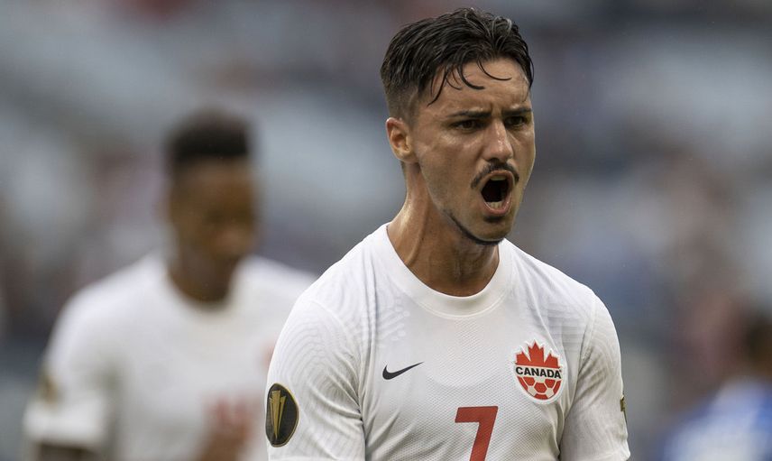 Fenerbahçe, Transferde Stephen Eustaquio'yu Gözüne Kestirdi!