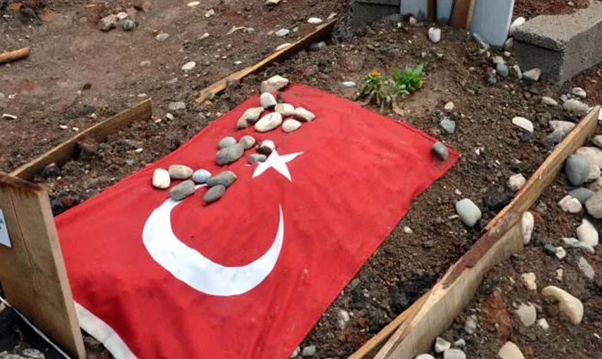 Deprem bölgesinden gelen görüntüler herkesi duygulandırdı: Türkiye’nin en buruk bayramı