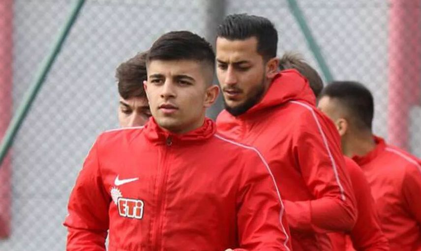 Eskişehirsporlu Selman Çiftkanatlı Geçirdiği Motor Kazasında Ağır Yaralandı!